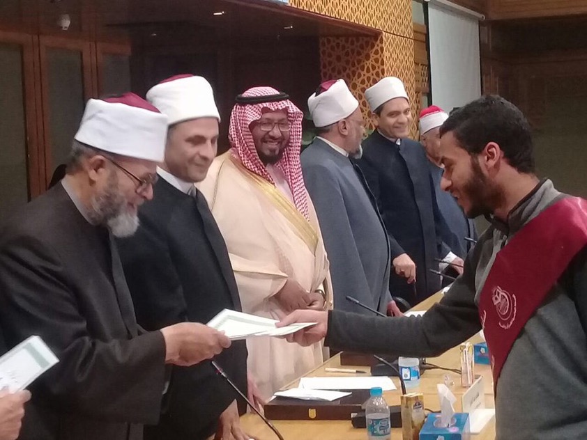 MWL organizes in Egypt via its affiliate Intl. Org. for Holy Qur'an &Immaculate Sunnah a 1000 participant Qur'anic Competition,for selecting 38 male&females Hafiz for final round. Closing Ceremony was attended by Awqaf Ministry's Under Secry,