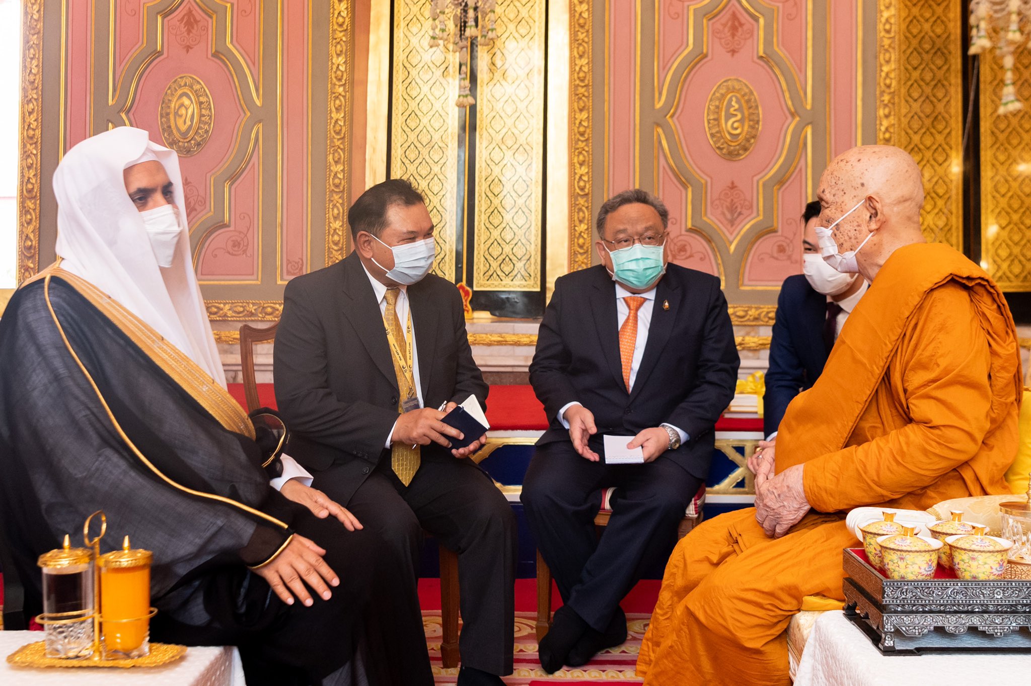 H.E. Dr. Mohammad Alissa met with the head of the Buddhist leadership in Thailand