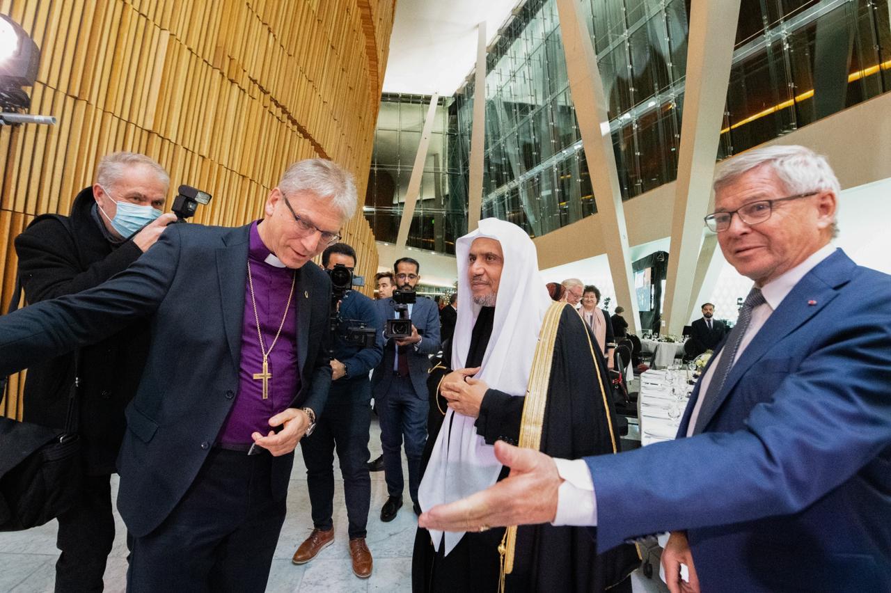 HE Dr. Mohammad Alissa was awarded the 2021 Bridge Builder Award alongside Dr. Ioan Sauca & Chief Rabbi Michael Melchior.