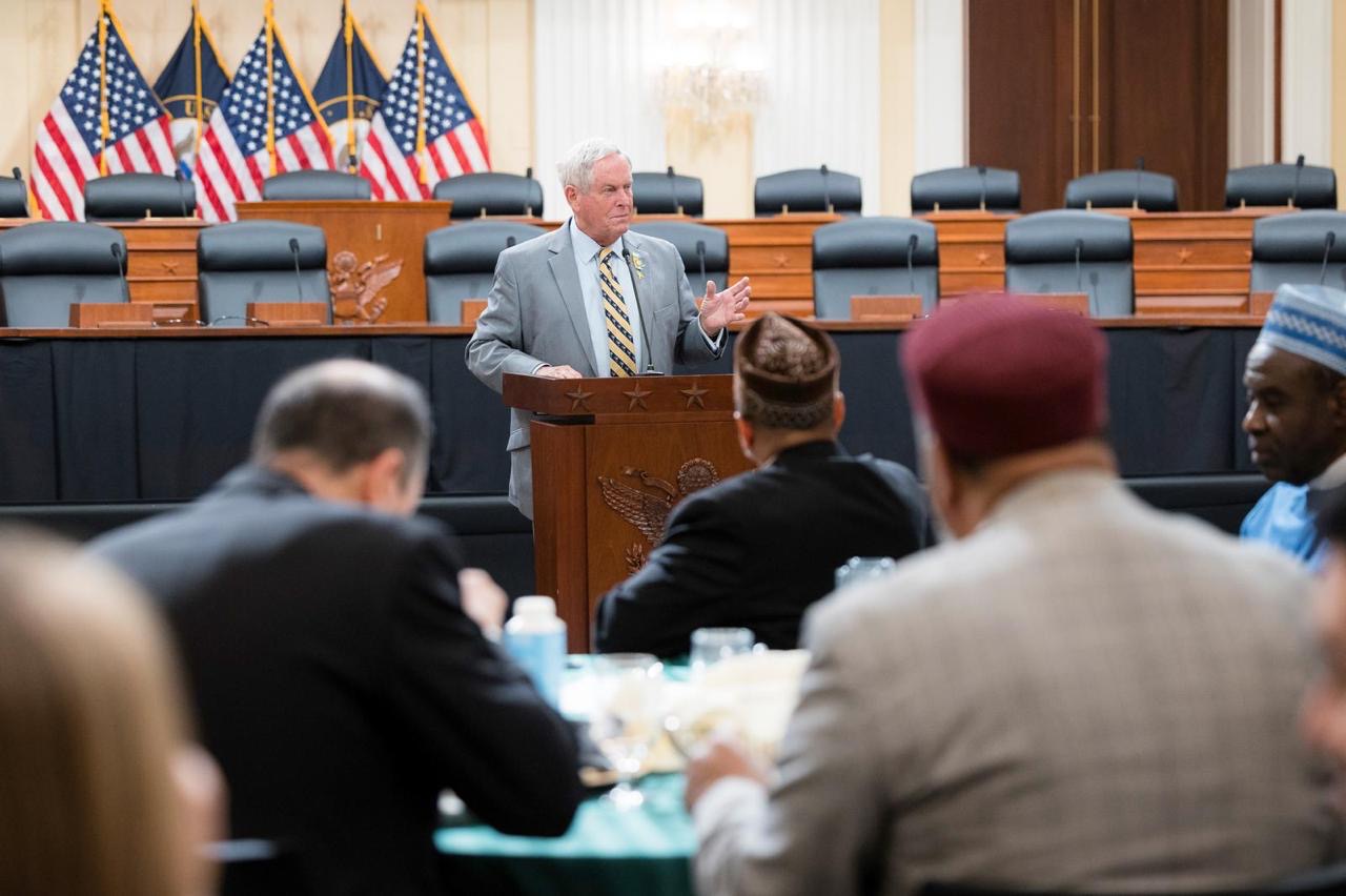 Attended by lawmakers, White House officials, and leaders of the Muslim community, the Muslim World League brings together representatives of faiths and policymakers for the first-ever Ramadan Iftar in the U.S. Congress.