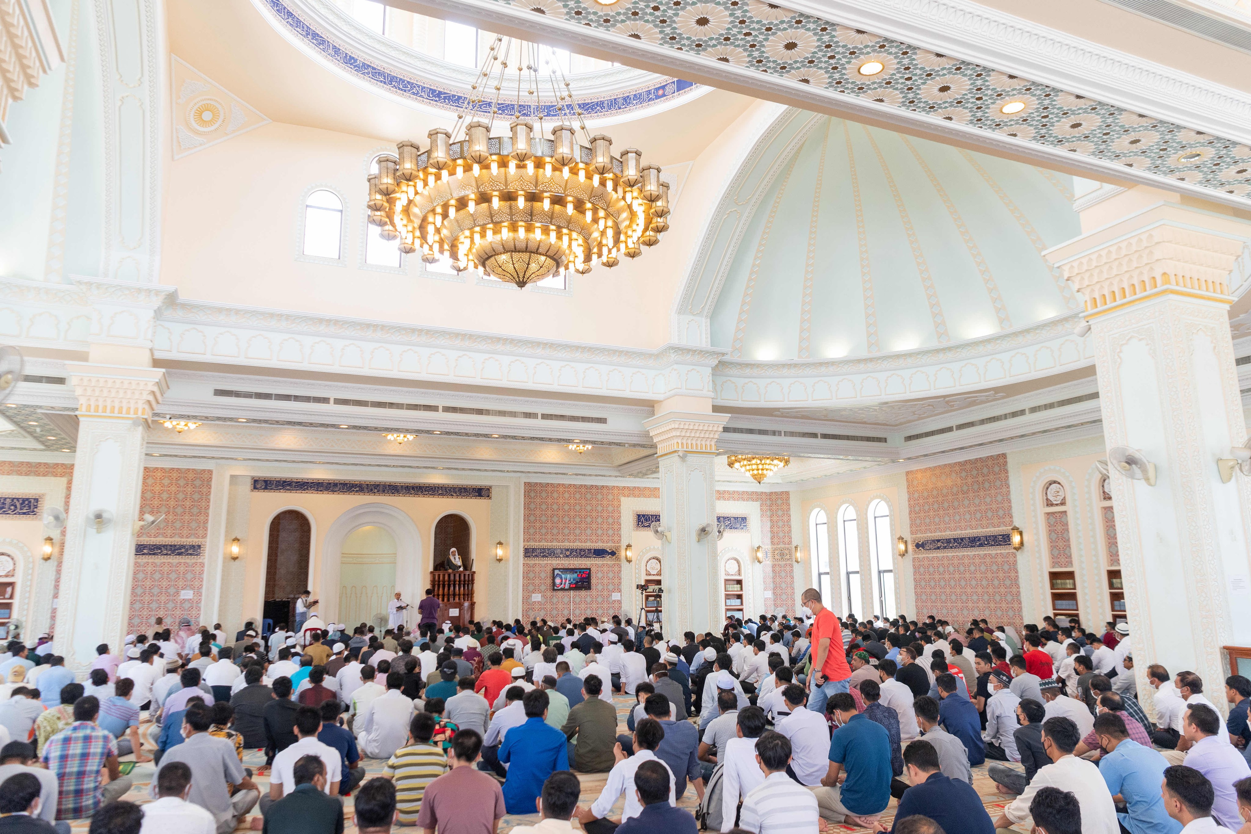 الشيخ د. محمد العيسى‬⁩ يخطب هذا اليوم في الجامع الكبير بالعاصمة “بنوم بنه”