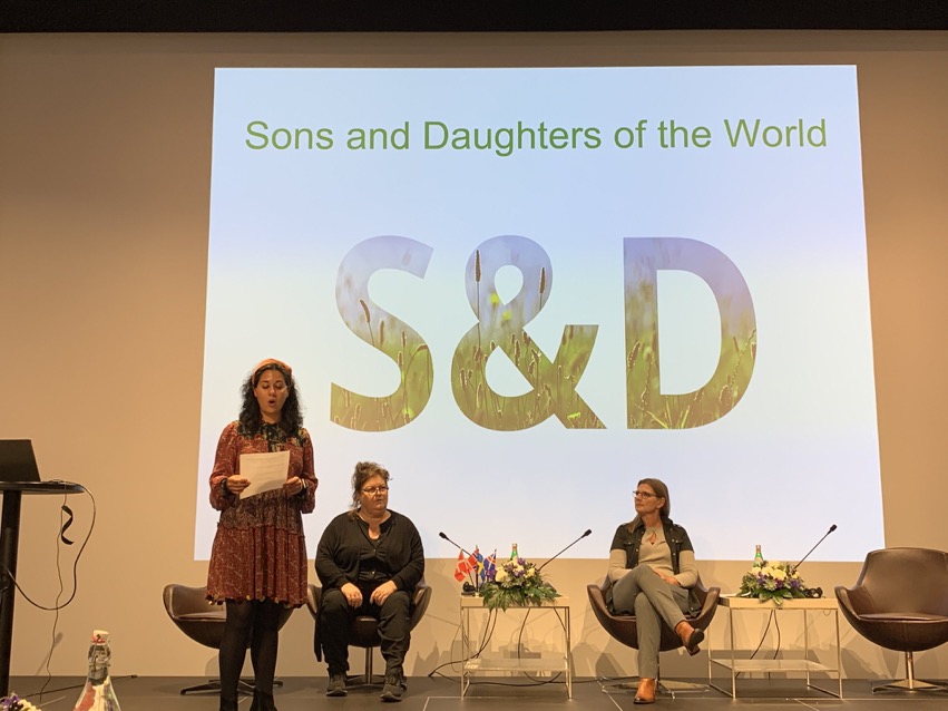 The fourth panel of speakers at NIIS2019 brings to light the stories of families who have been impacted by radicalization. @SonsDaughtersWo & @ForFinn aim to end the radicalization of young people in Denmark. Dialogue & community building are key to their work.MWL in Denmark