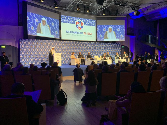 HE Dr. Mohammad Alissa engaged with Muslim, Christian, and Jewish leaders at the Paris International Conference of Peaceand Solidarity. Strengthening interfaith cooperation & unity is key to MWL's mission