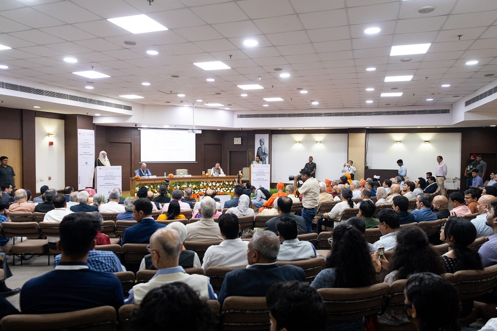 His Excellency Sheikh Dr.Mohammad Al-Issa, the Secretary-General of the MWL and Chairman of the Organization of Muslim Scholars, delivered a lecture at the Vivekananda International Foundation in New Delhi