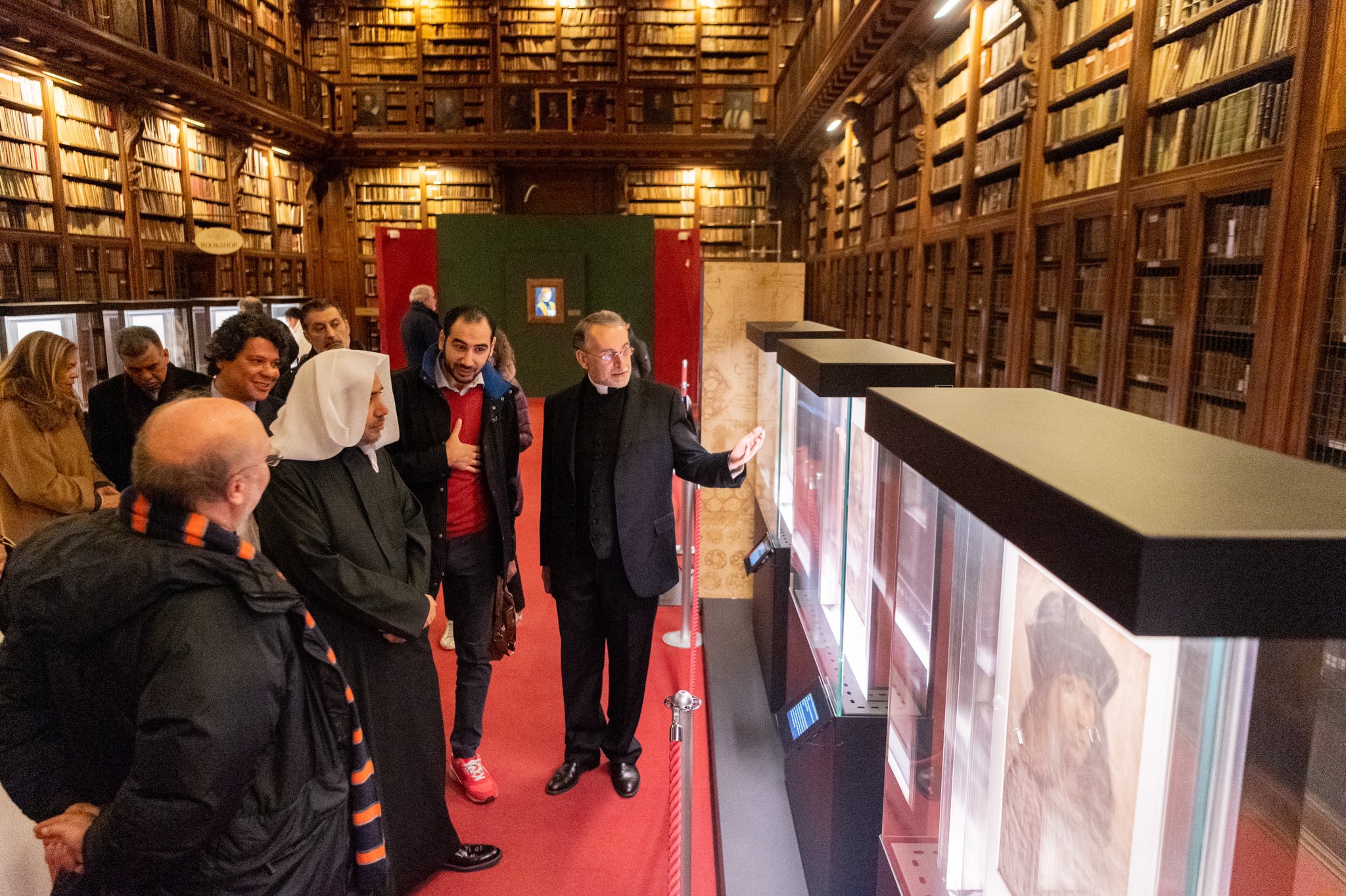 This week, HE Dr. Mohammad Alissa visited the historic Ambrosian Library Ambrosiana 1609 in Milan