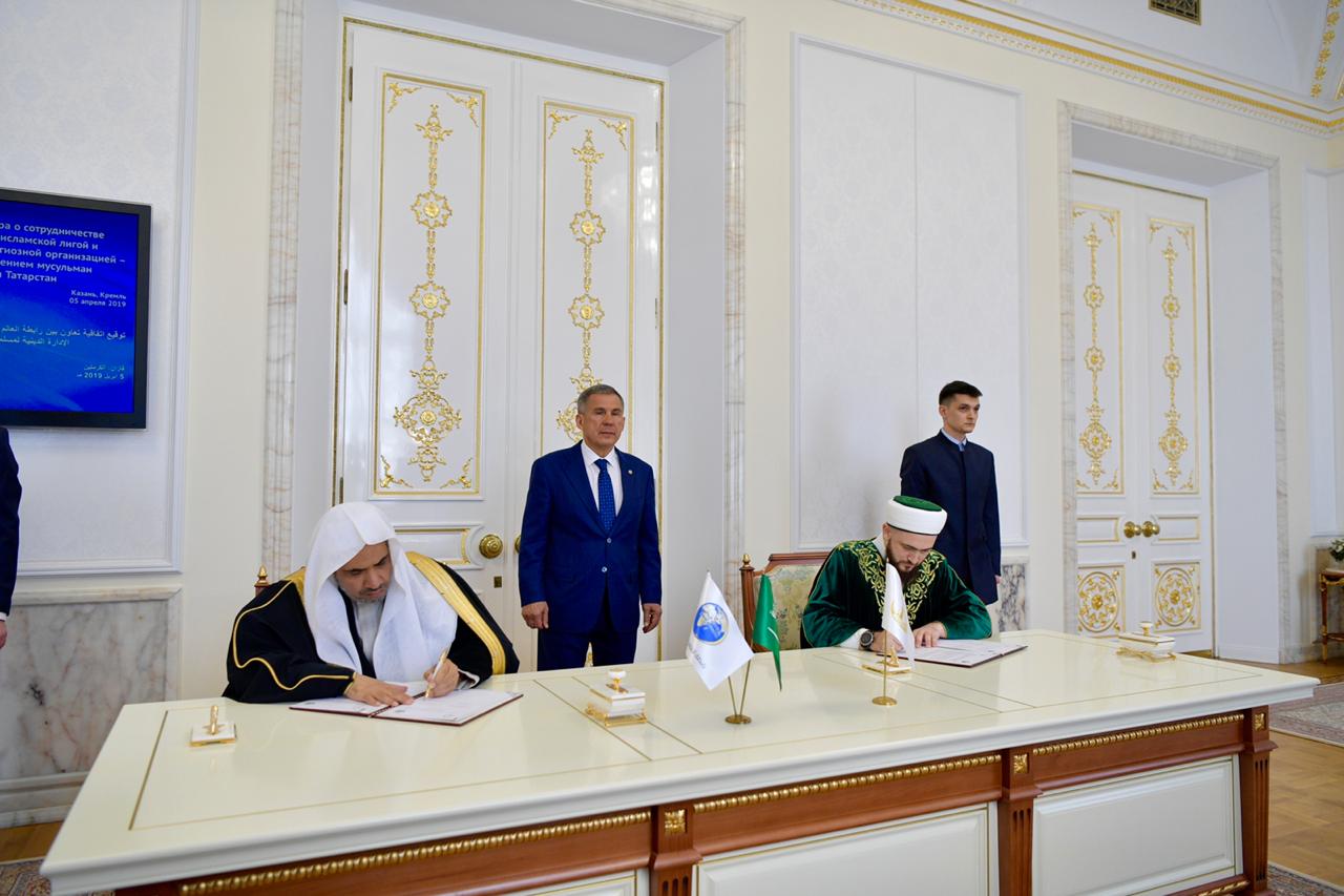 رئيس تتارستان يستقبل د.العيسى ويشيد بجهود الرابطة عالمياً وحراكها الإيجابي في الداخل الروسي 