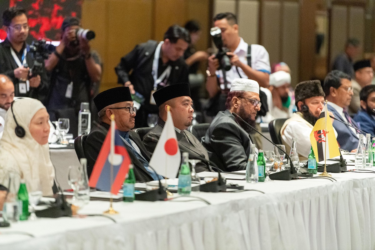 The Council of ASEAN Scholars serves as a platform to converge scholarly views on significant issues, facilitating the exchange of ideas and unification of visions to address common challenges in Southeast Asian countries