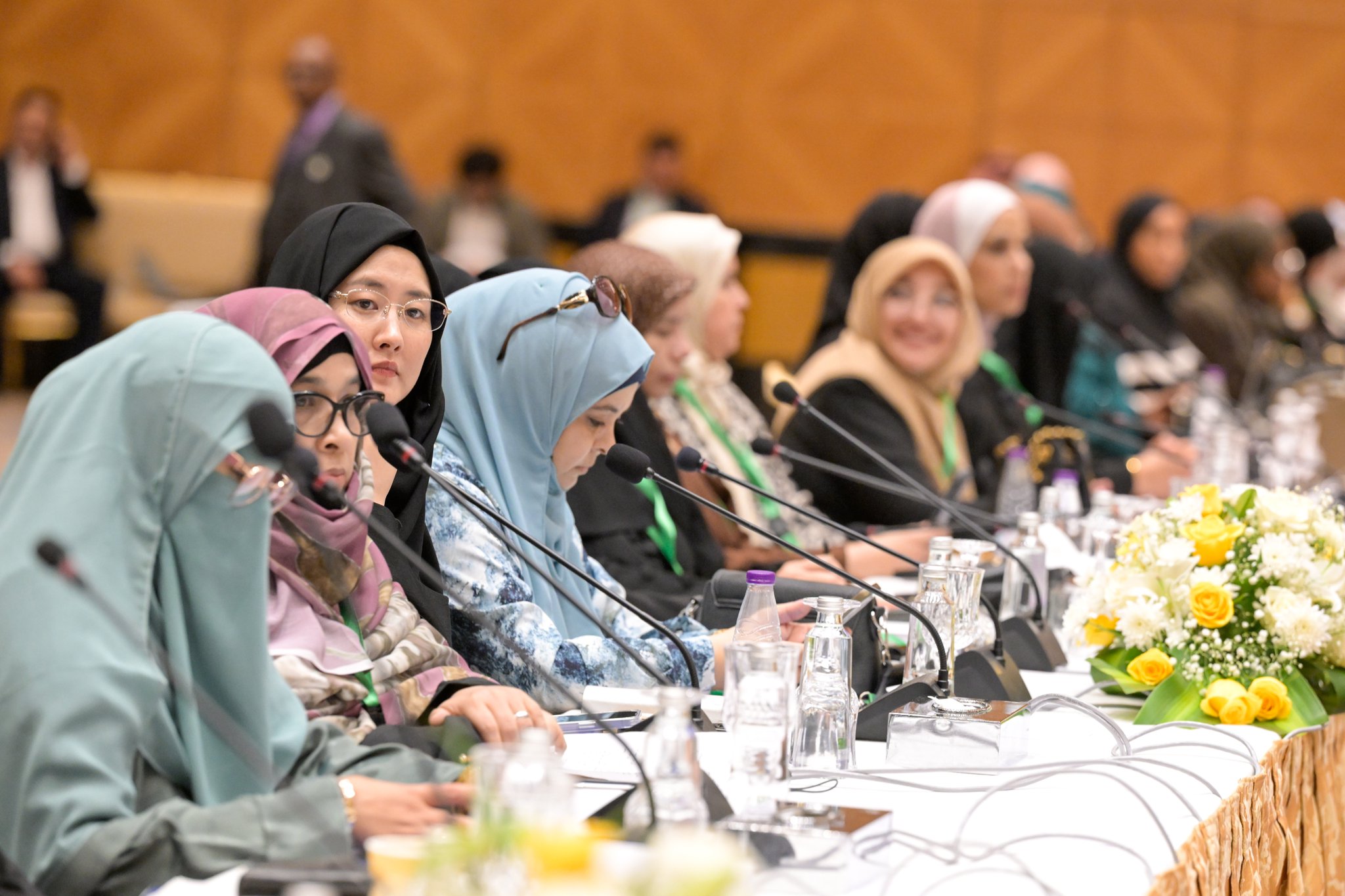 Cuplikan dari partisipasi Yang Mulia Sekretaris Jenderal LMD sekaligus Ketua Organisasi Ulama Muslim, Syekh Dr. Mohammed Al-Issa , sebagai Tamu Kehormatan dalam pembukaan seminar "Peran Para Pemimpin Agama dalam Menangani Kekerasan terhadap Perempuan"