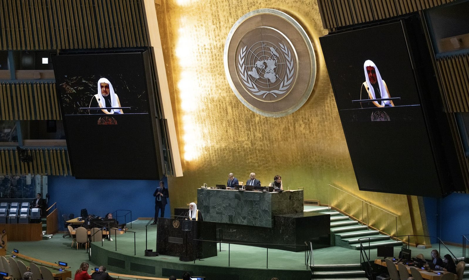 شناساندن دین اسلام، نمایاندن ارزش‌های متعالی و مهربانانه‌اش، و نهادینه‌سازی مفاهیم میانه‌روی و اعتدال