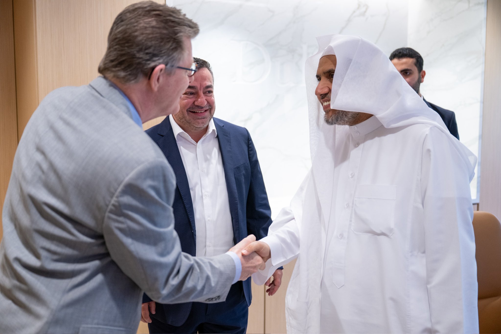 el Secretario general y Presidente de la Comisión de Ulemas, Sheij Mohammed Alissa, se reunió con el Presidente de la Universidad Americana Duke, el Dr. Vincent Price.