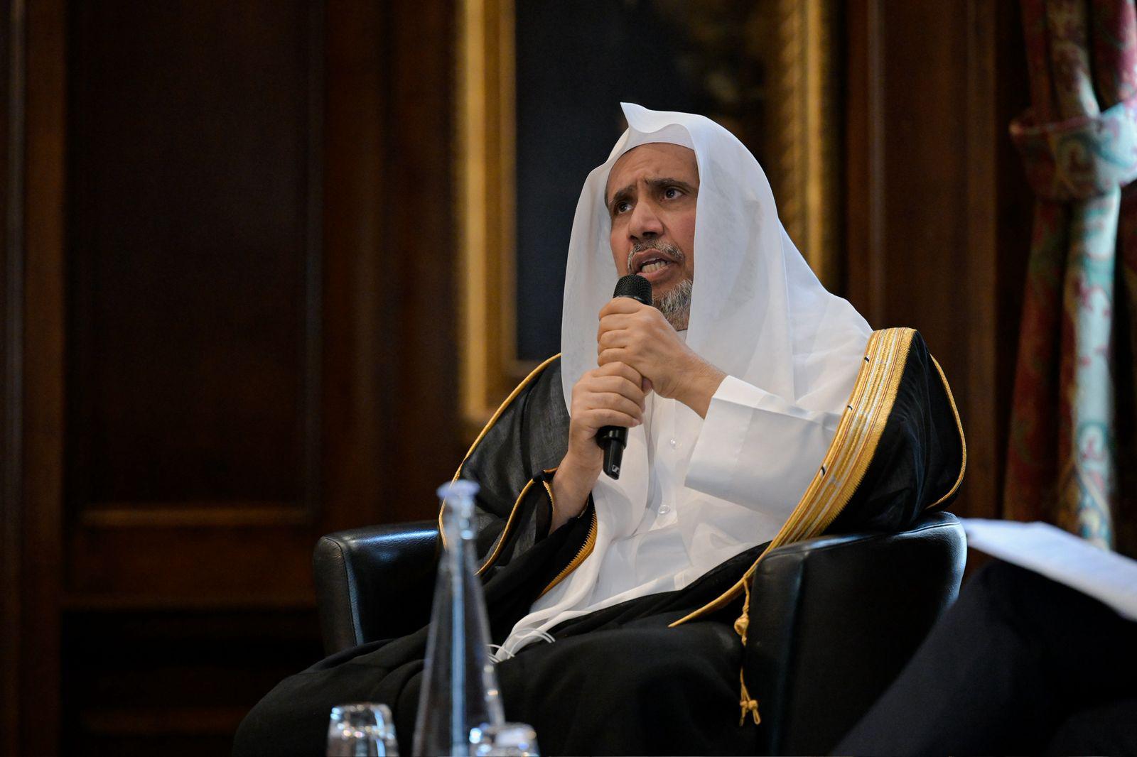 El Instituto Henry Jackson en el Reino Unido organiza un diálogo con el Secretario general de la Liga del Mundo Islámico.