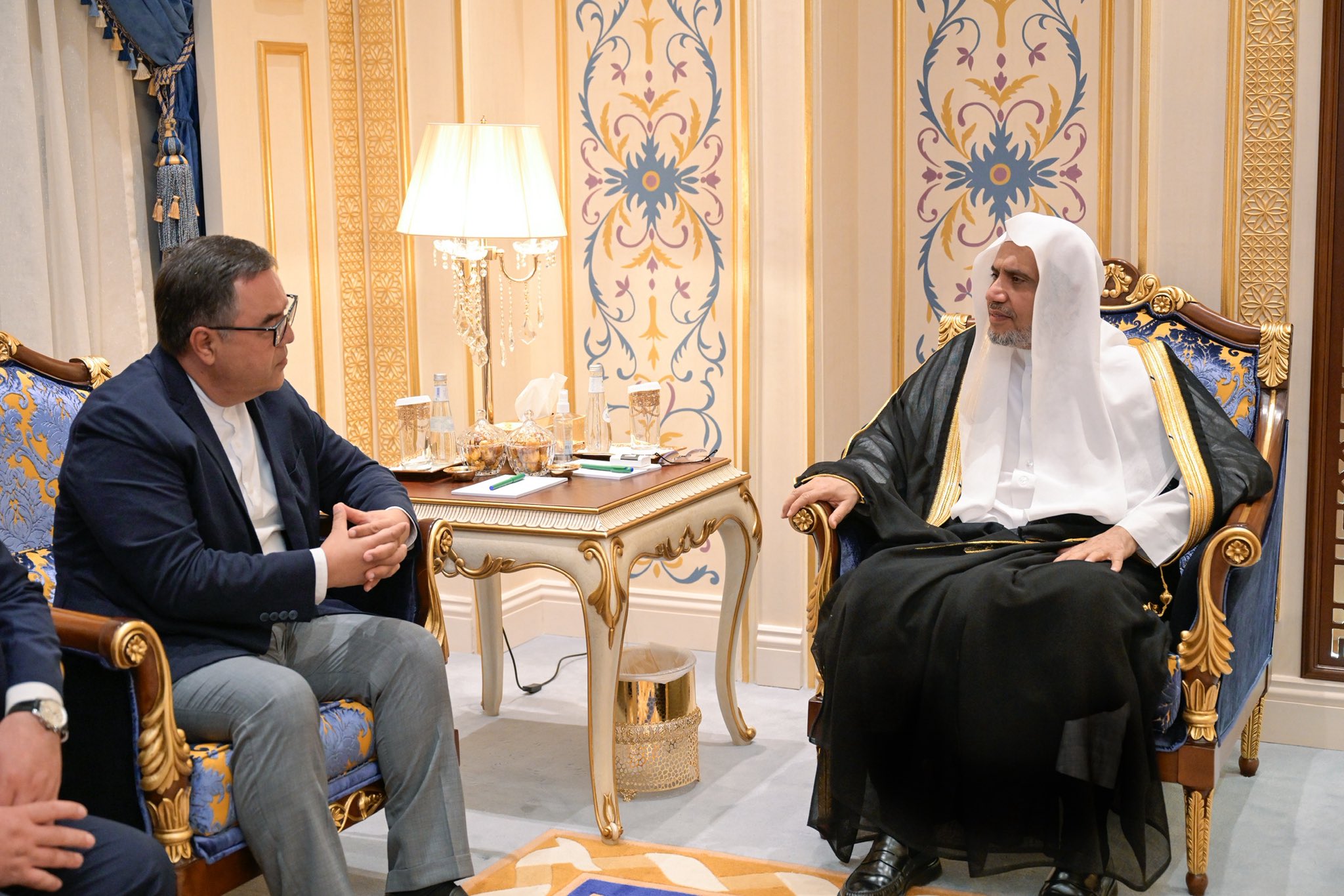 Mengapresiasi pidato Yang Mulia Sekretaris Jenderal sebagai perwakilan umat Islam dalam peringatan pertama Hari Internasional untuk Memerangi Islamofobia yang diadakan oleh Majelis Umum Perserikatan Bangsa-Bangsa di markas besar PBB: