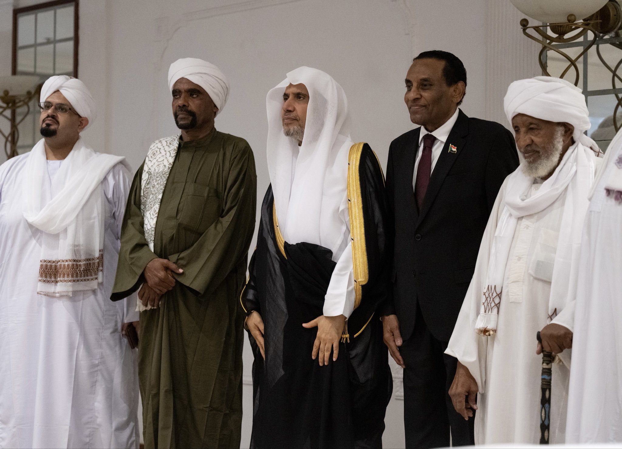 H.E. Sheikh Dr. Mohammed Al-Issa , Secretary-General of the MWL and Chairman of the Organization of Muslim Scholars, met with a delegation of scholars from the Republic of Sudan