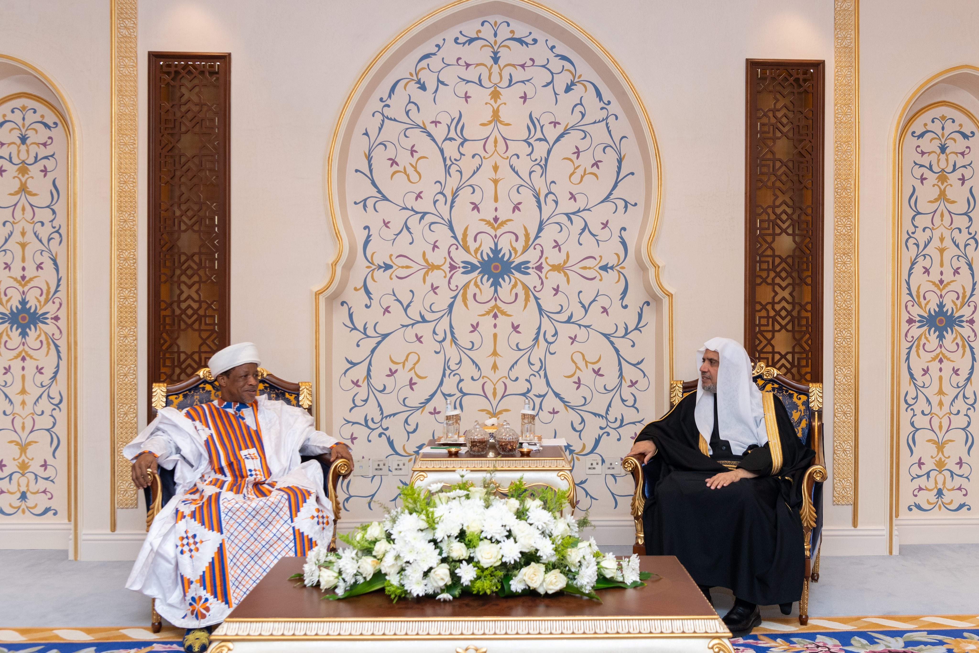 His Excellency Sheikh Dr. Mohammad Al-Issa, Secretary-General of the MWL and Chairman of the Organization of Muslim Scholars, met with Sheikh Qaribullah Nasir Kabara, leader of the Qadiriyya Order in Nigeria and West Africa