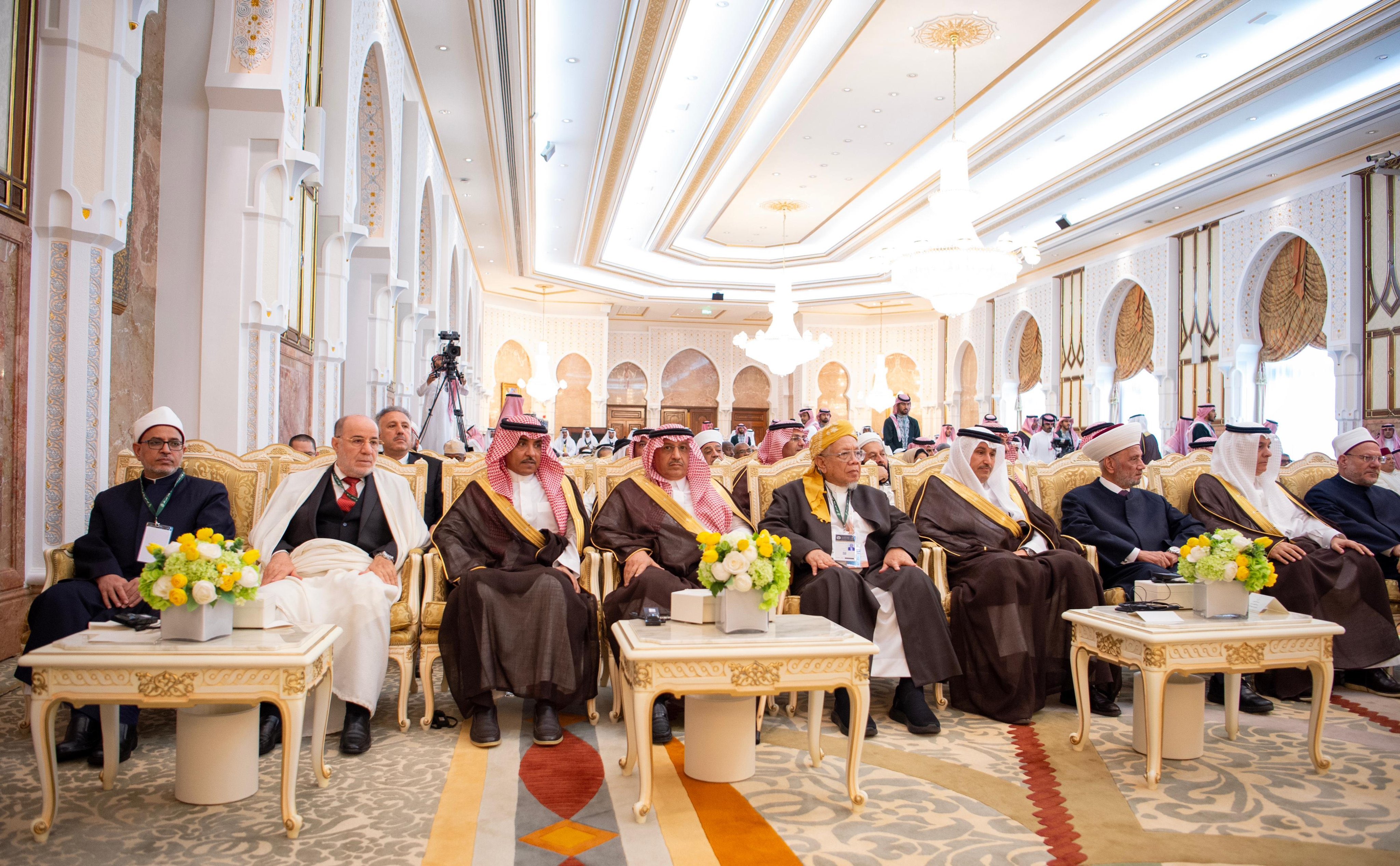 Les invités de la Ligue islamique mondiale ont eu l'honneur d'assister à la réception annuelle organisée au nom du Serviteur des Deux Saintes Mosquées, le roi Salman bin Abdulaziz et du Prince Héritier