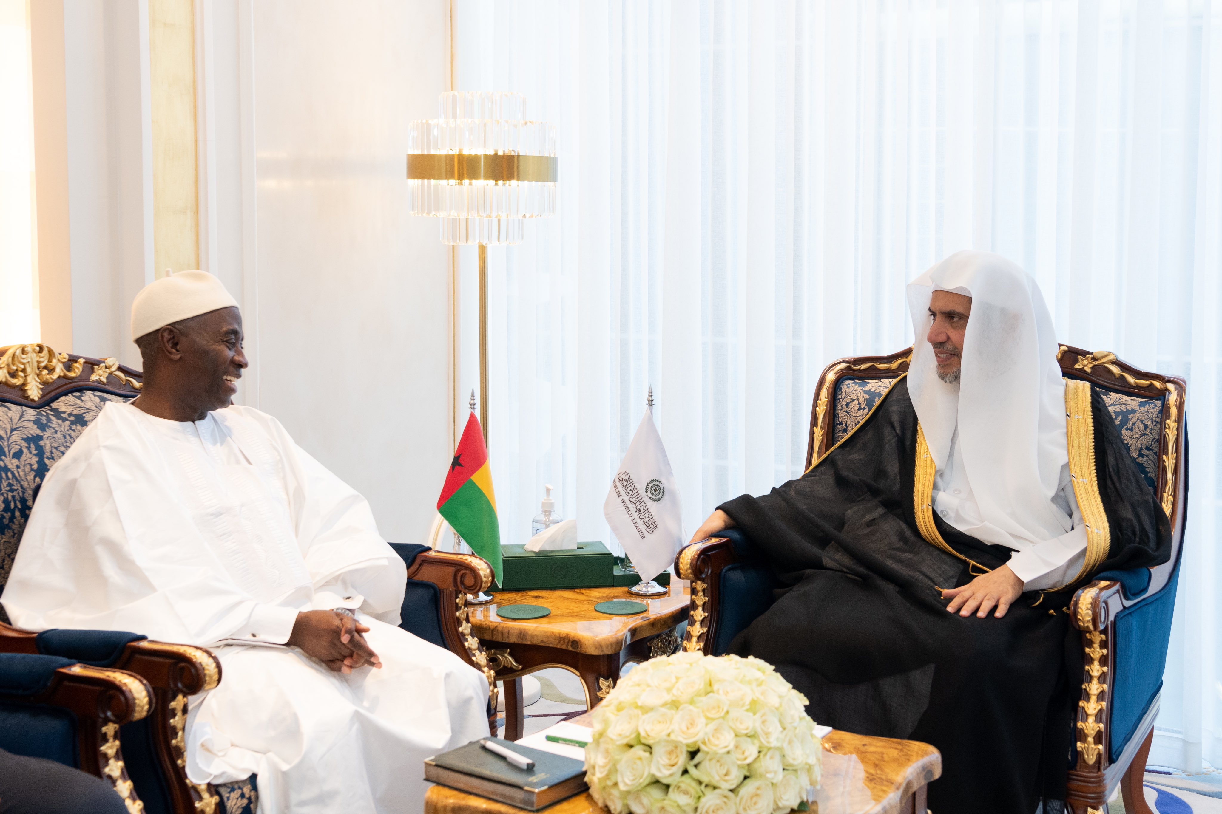 Earlier today in his office, His Excellency Sheikh Dr. Mohammed Alissa, Secretary-General of the Muslim World League, met with His Excellency Mr. Dino Seidi, Ambassador of the Republic of Guinea-Bissau to the Kingdom of Saudi Arabia