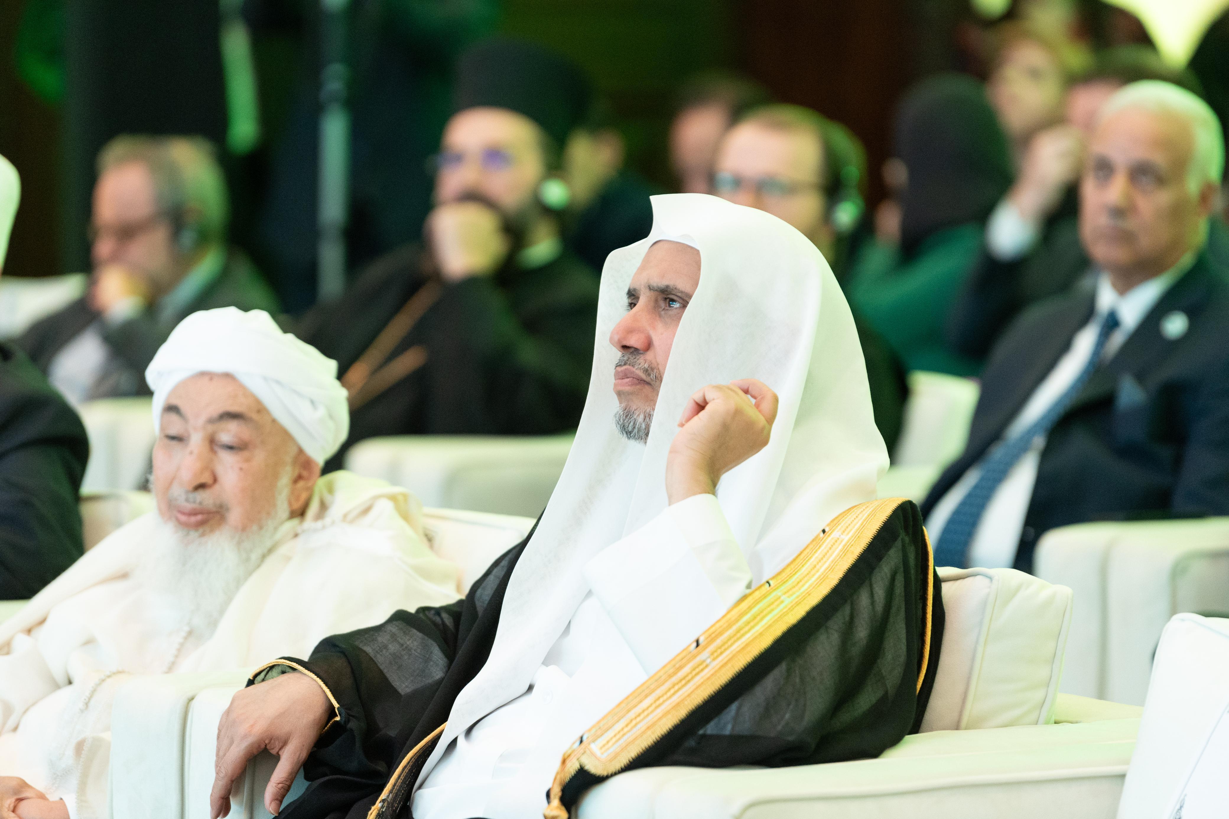 برعاية جلالة ملك المغرب وبتعاون بين رابطة العالم الإسلامي والرابطة المحمدية لعلماء المغرب   د. العيسى يدشن المؤتمر الدولي "الايمان في عالم متغير"