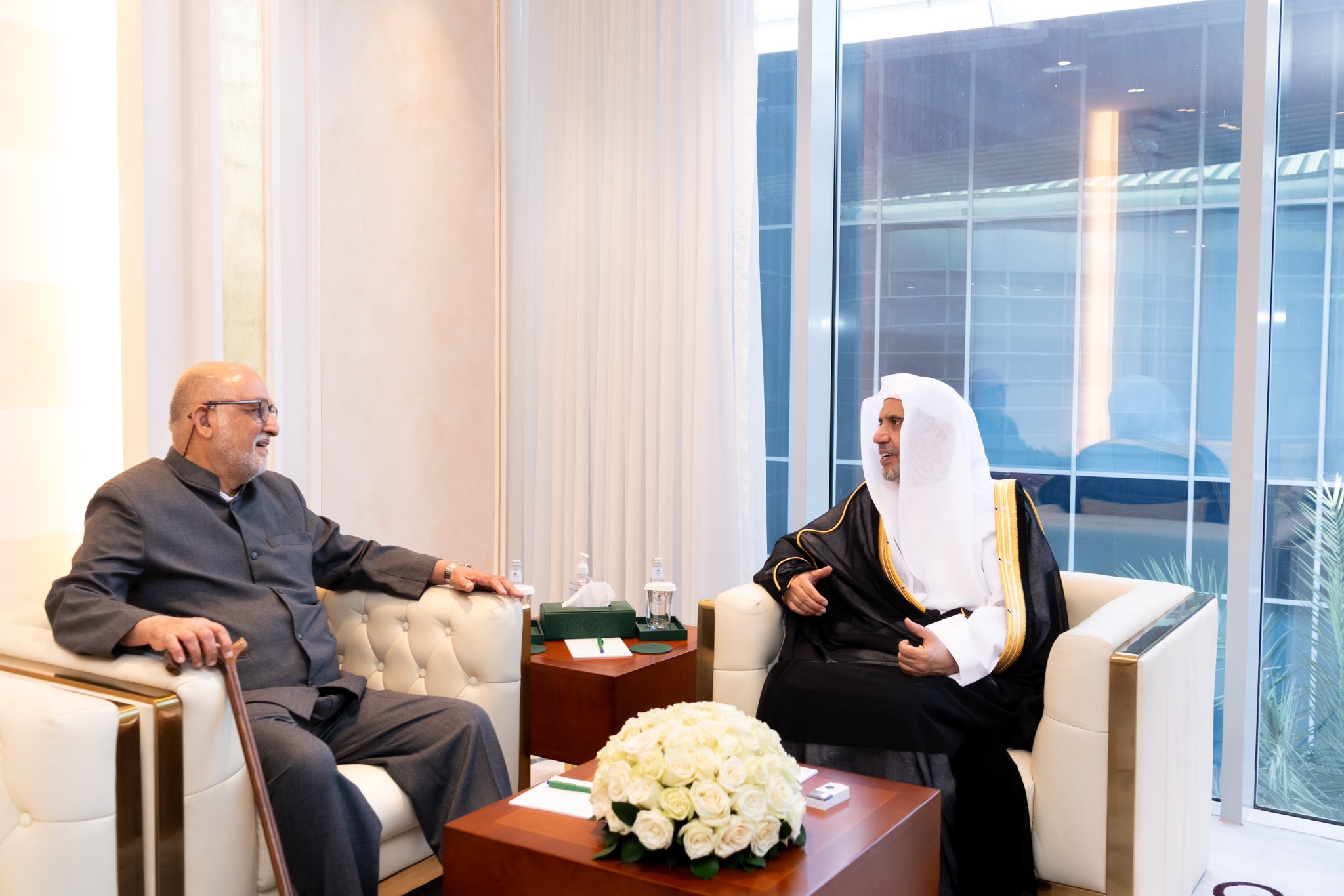 At his office in Riyadh, His Excellency Sheikh Dr .Mohammed Al-issa, Secretary-General of the Muslim World League and Chairman of the Organization of Muslim Scholars, met with Mr. Mohamed Hussein Mohamed, Chairman of the Sri Lanka Islamic Center