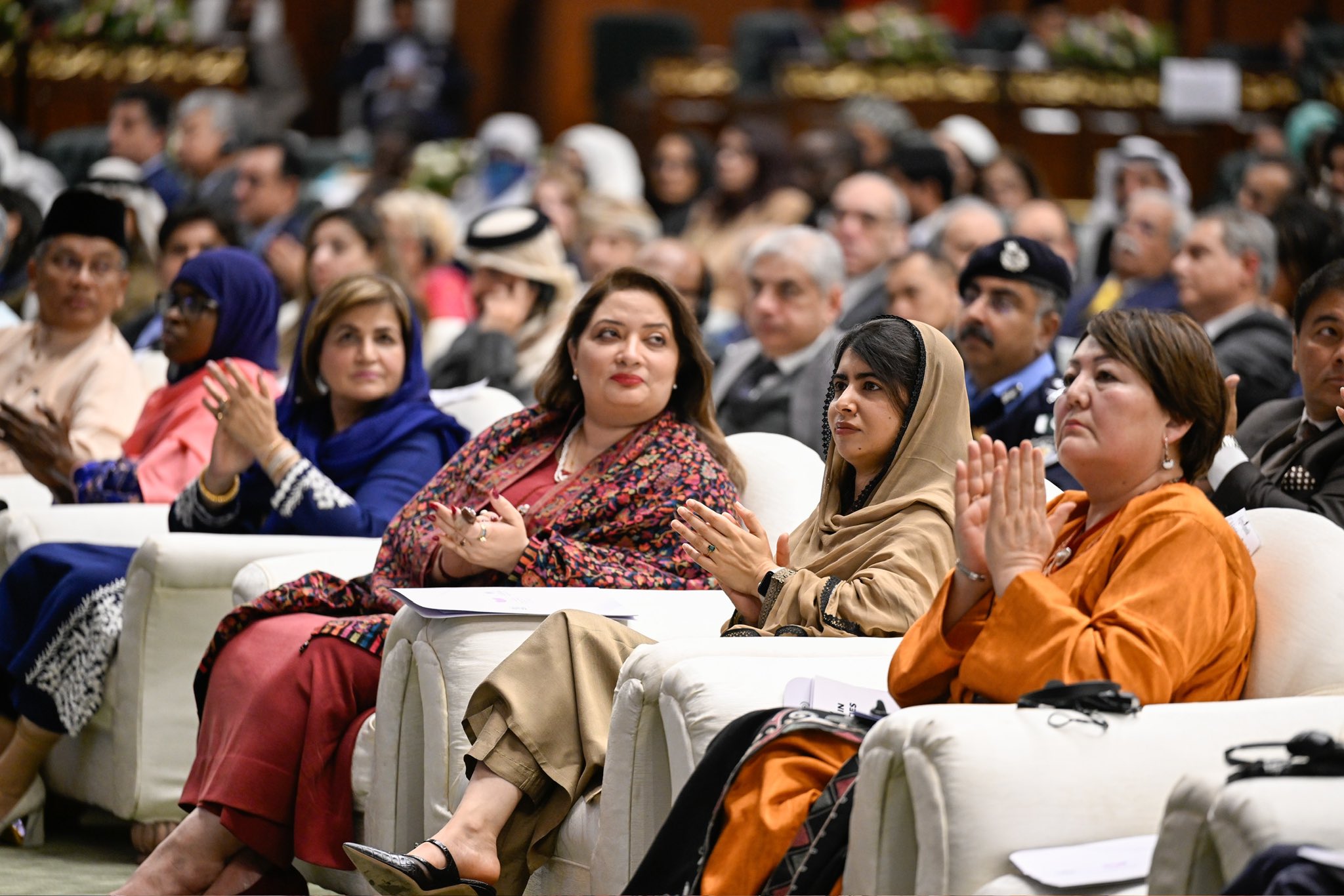 Le Secrétaire général, Président de l’Organisation des savants musulmans, cheikh Mohammed Al-Issa lors du lancement de la conférence EducationDesFilles dans les sociétés musulmanes depuis la capitale pakistanaise, Islamabad :