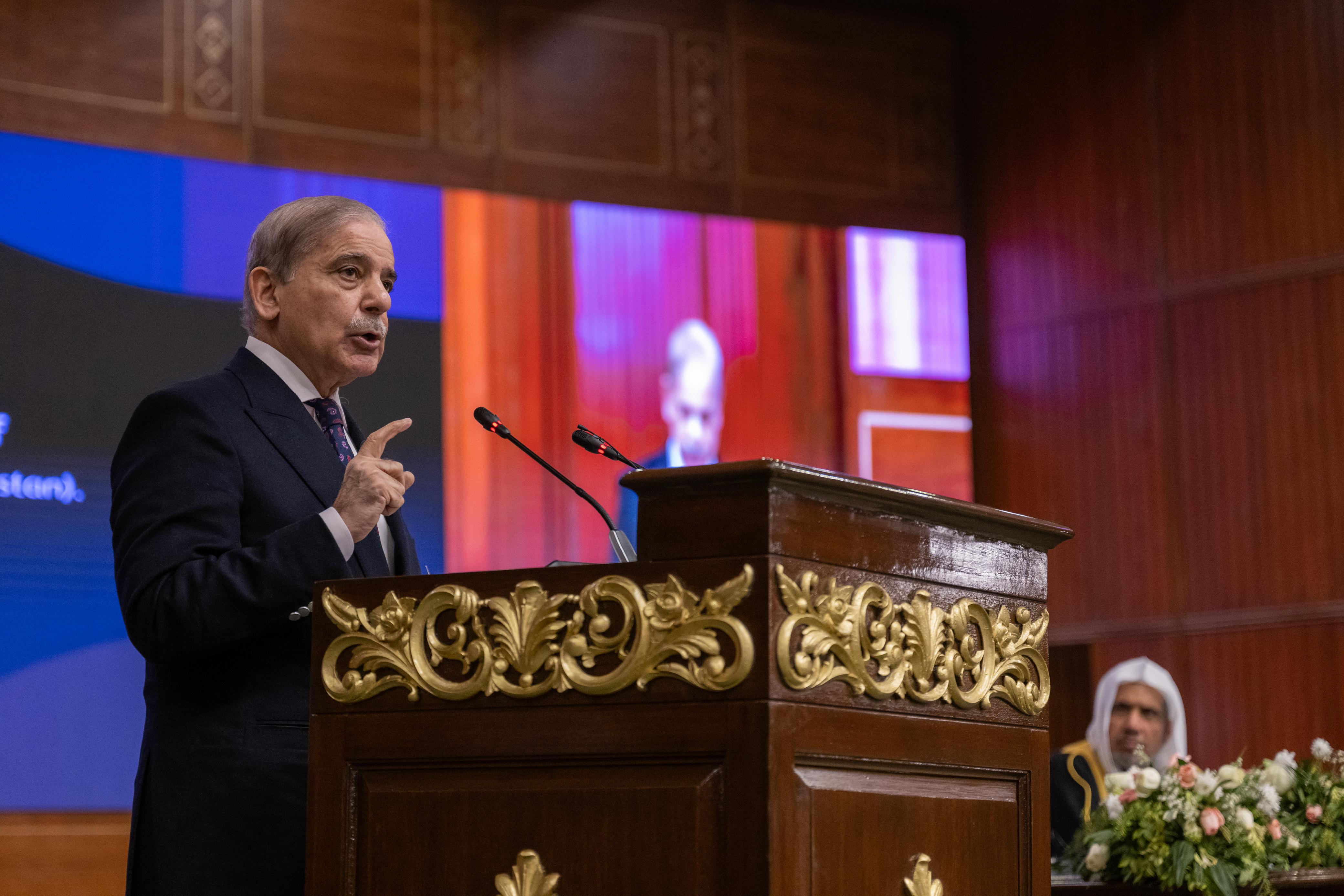 Under the Patronage of the Prime Minister of Pakistan, the Muslim World League Launches the Initiative for Girls' Education in Muslim Communities from Islamabad