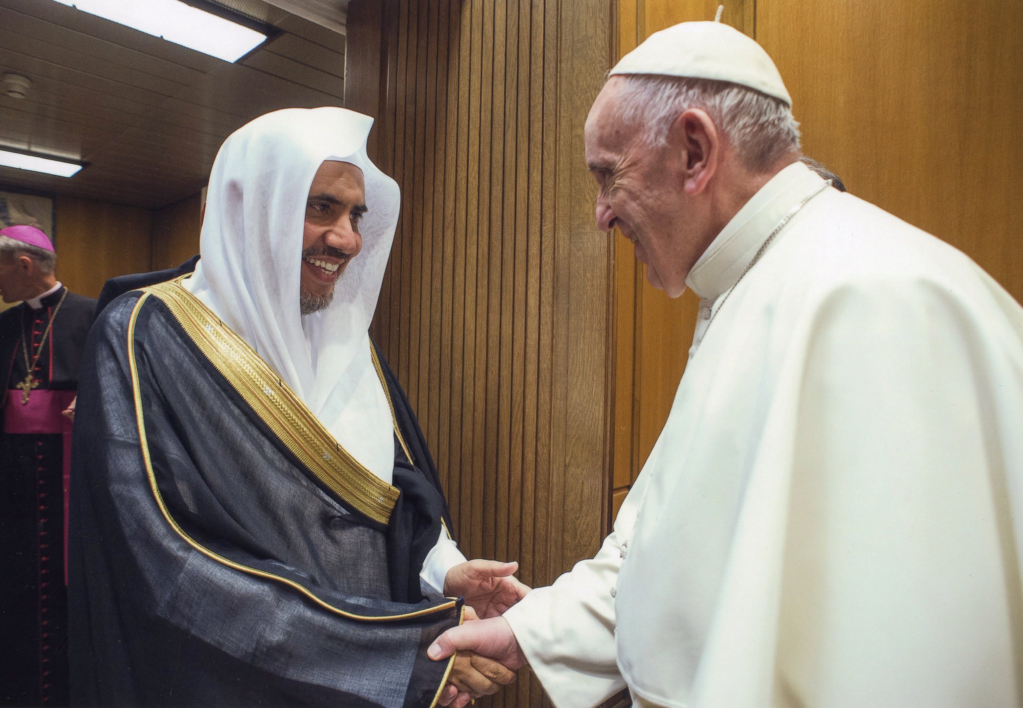 His Excellency Sheikh Dr. Mohammed Al-Issa, Secretary-General of the Muslim World League extended heartfelt condolences to His Eminence Cardinal Pietro Parolin, Prime Minister and Secretary of State of the Vatican