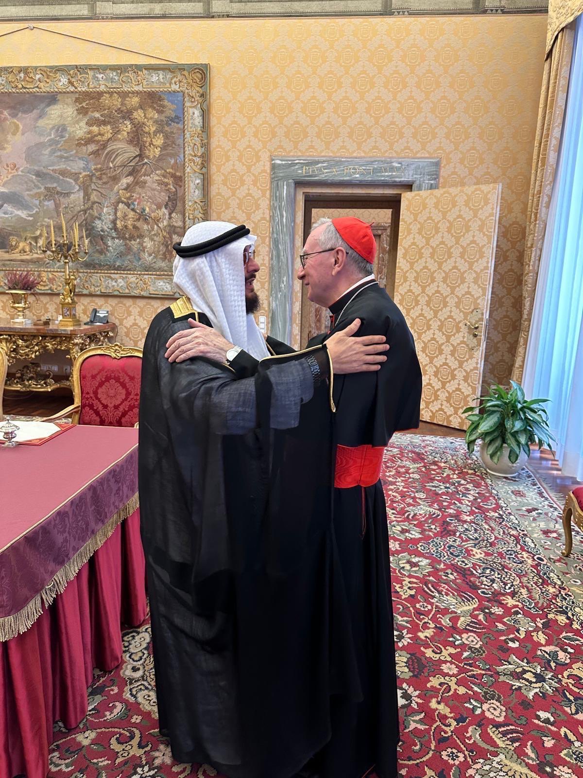 His Excellency Dr. Abdulaziz Sarhan, Advisor and Coordinating Commissioner of the Muslim World League to the Vatican, offered condolences in person on the passing of Pope Francis