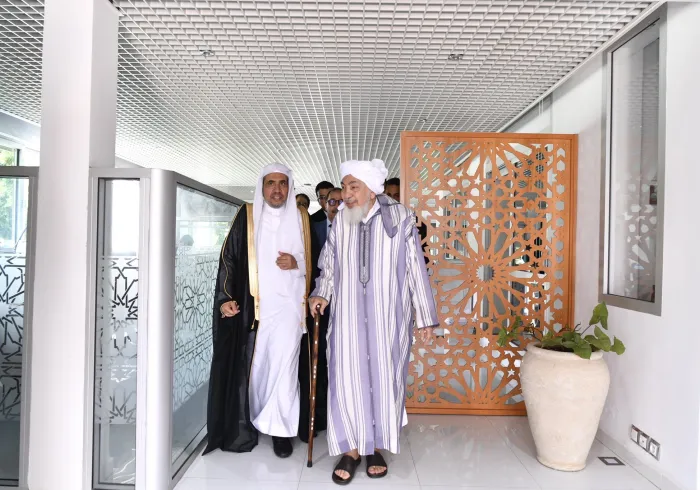 رابطہ عالم اسلامی کے سیکرٹری جنرل نے رباط میں فروغِ امن فورم کے آفس کا دورہ کیا