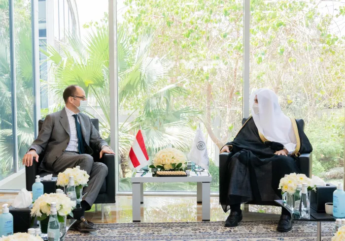 عزت مآب شیخ ڈاکٹر محمد العیسی نے  مملکت سعودی عرب میں جمہوریہ آسٹریا کے سفیر جناب جارج پوسٹنگر سے ملاقات کی