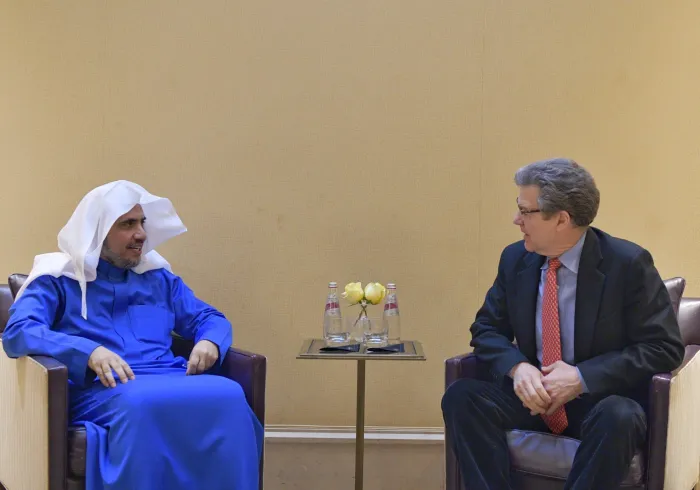 عزت مآب شیخ ڈاکٹر محمد العیسی نے واشنگٹن میں امریکہ کے سفیر برائے مذہبی آزادی، عزت مآب سام براؤن بیک سے ملاقات کی