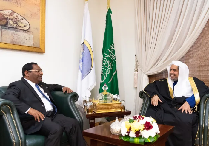 Mohammad Alissa a reçu l’Ambassadeur des Maldives auprès du Royaume qui considère que le congrès de la Ligue pour la paix entre les adeptes des religions au Sri Lanka organisé après les attentats terroristes a eu des effets très positifs au niveau national.