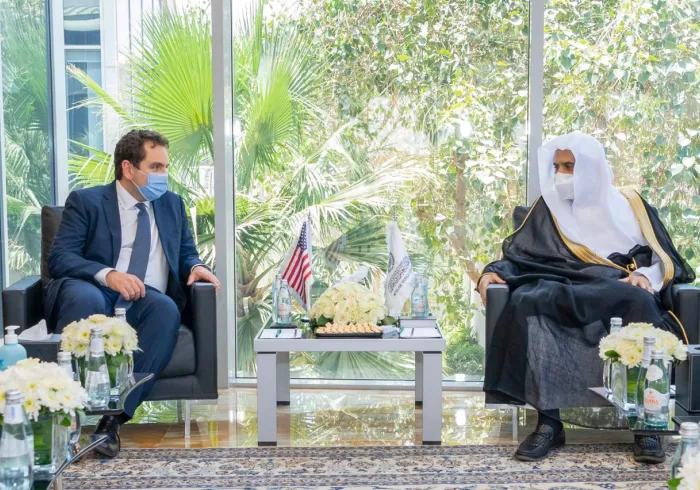 ڈاکٹر محمد العیسی نے امریکی نائب وزیر خارجہ برائے جزیرہ نما عرب امور،جناب دانیال بنیام سے ملاقات کی