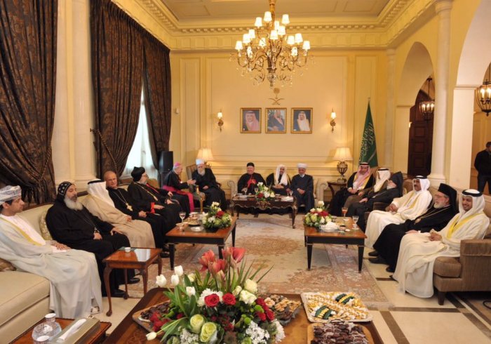 HE, SG meets Lebanese sects in a Saudi-Lebanese cultural meet.