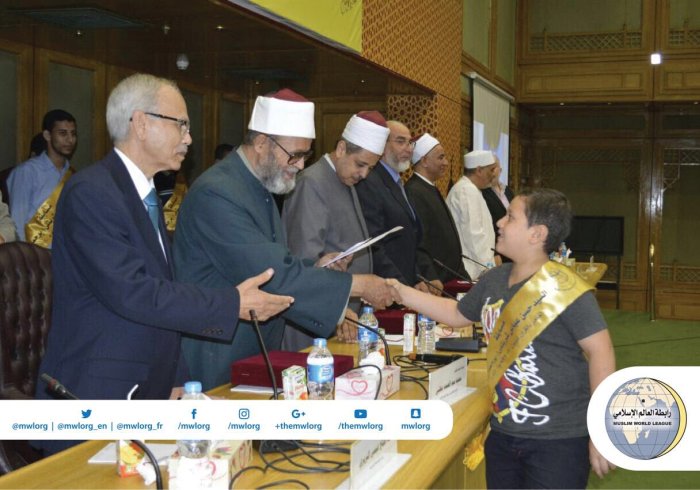 MWL & Al-Azhar hold the Hassan Sharbatly's Quran contest 4 the skilled. Prizes go 2 the winners; watched by official & academic audience.