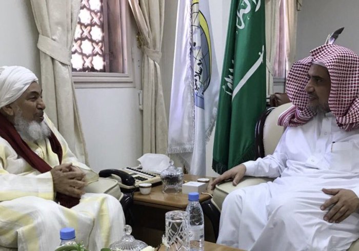 Secretary  General of MWL receives at his Office in Holy Makkah H.E. Sheikh Abdullah Ibn Bayyah