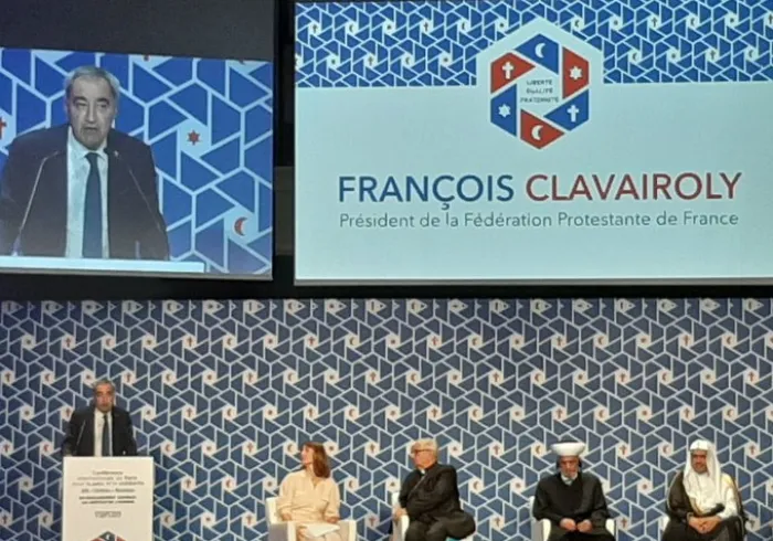 Dear friends let us work together so that our promise for peace maycome true.