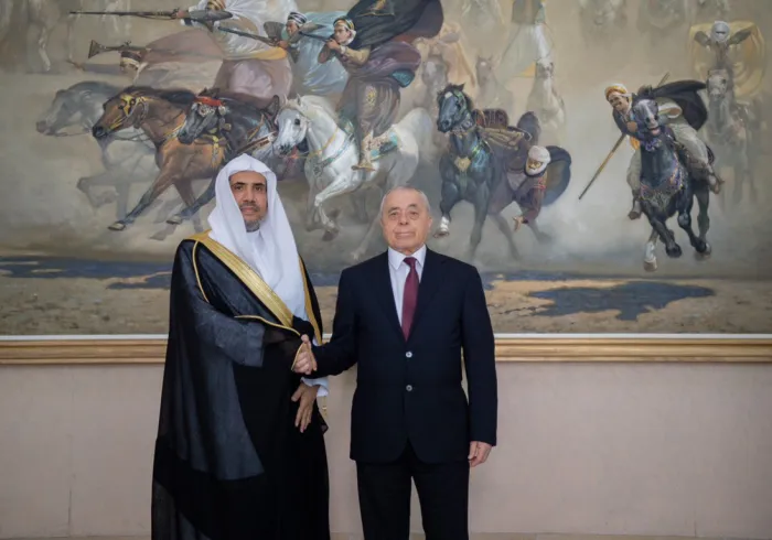 Le Président du Conseil Populaire algérien recevant le Secrétaire général de la L.I.M.