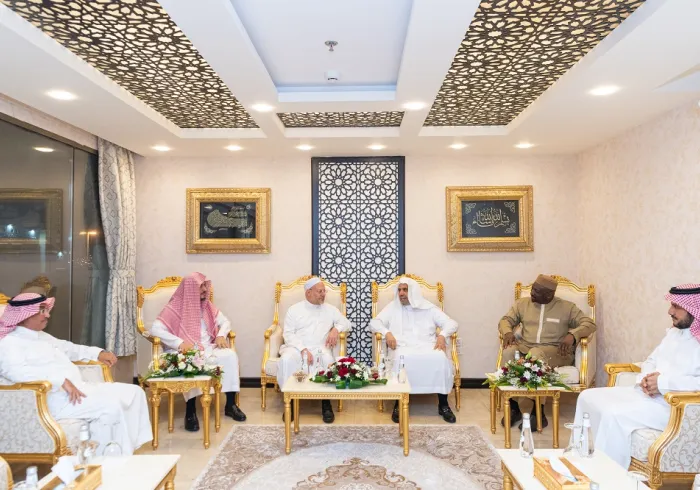  مقامات مقدسہ  میں  دنیا بھر سے حجاج کرام کی نئے سرے سے آمد پر مبارکباد اور امسال خطبۂ حج کے مندرجات کی ستائش رابطہ عالم اسلامی کے سیکرٹری جنرل  نے عالم اسلام کے نامور علمائے کرام ومفتیان عظام اور مذہبی رہنماؤں کا استقبال کیا