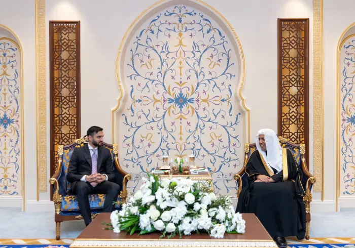 سیکرٹری جنرل ڈاکٹر محمد العیسی نے مکہ مکرمہ میں یونیورسٹی آف منیجمنٹ اینڈ ٹیکنالوجی لاہور کےچانسلر ڈاکٹر ابراہیم حسن مراد کا استقبال کیا