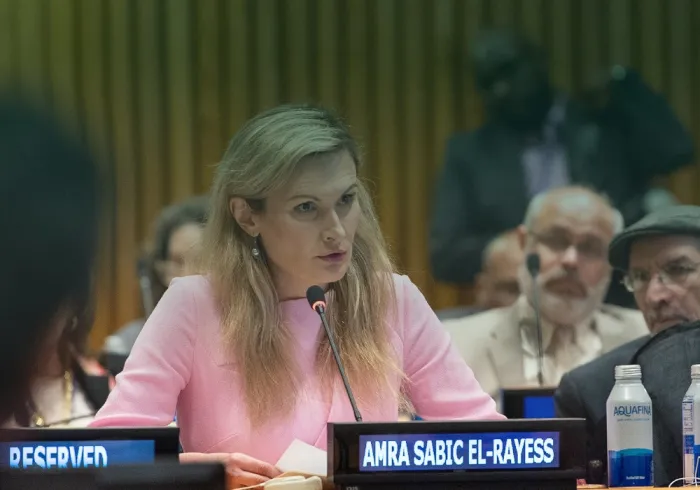 Kutipan dari pidato Yang Mulia Dr. Amra Sabic-El-Rayess, Direktur Eksekutif Laboratorium Internasional untuk Penelitian Antaragama di Universitas Columbia, pada peluncuran inisiatif "Membangun Jembatan Pemahaman & Perdamaian antara Timur & Barat", dari Markas Besar PBB di New York: