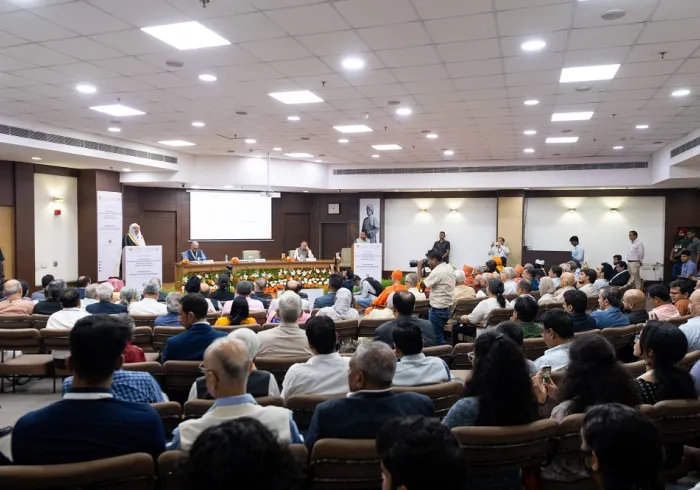 در یک سخنرانی که با محوریت برجسته نمودن ارزش‌های اسلامیِ خواستار خیر و‌نیکی برای بشریت همراه بود با نشان دادن اهمیت اتحاد تمدنی بین ملت‌ها و امت ها در راستای هماهنگی اجتماعی و صلح جهانی برگزار شد :