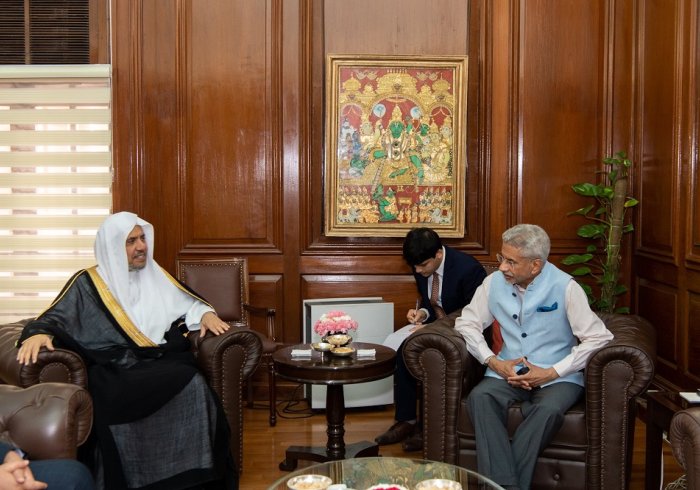 His Excellency Sheikh Dr. Mohammad Al-Issa, Secretary-General of the MWL, Chairman of the Organization of Muslim Scholars, met with Mr. Subrahmanyam Jaishankar, Minister of External Affairs of the Government of India