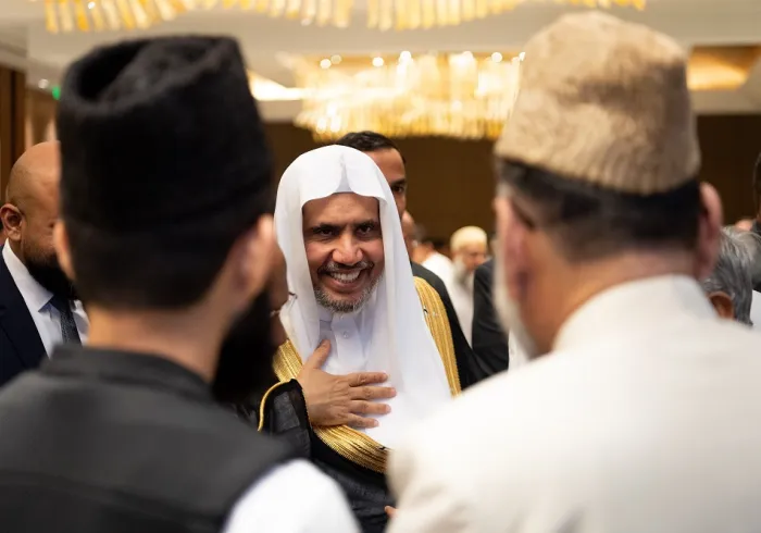 ہندوستان کے قومی سلامتی کے مشیر جناب اجیت ڈوبھال دارالحکومت نئی دہلی میں سیکرٹری جنرل رابطہ اور چیئرمین مسلم علماء کونسل شیخ ڈاکٹر محمد العیسی کا خیرمقدم کررہے ہیں