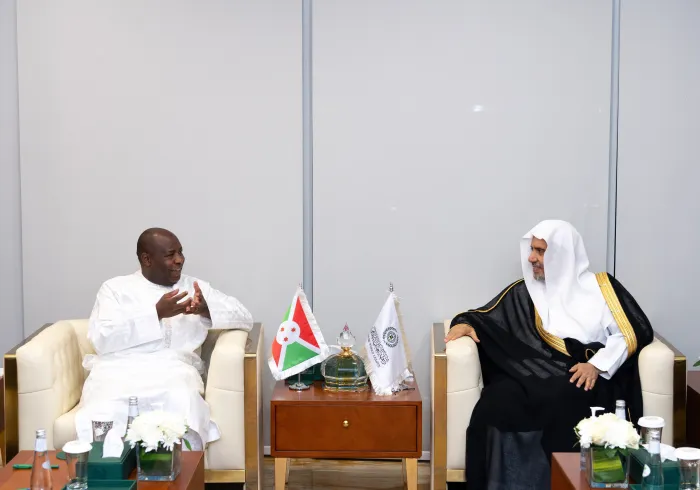 رئیس جمهور معزز بوروندی، جناب آقای اواریسته دایی شیمیه از مقر فرعی سازمان همبستگی جهان اسلام در در ریاض بازدید نمود