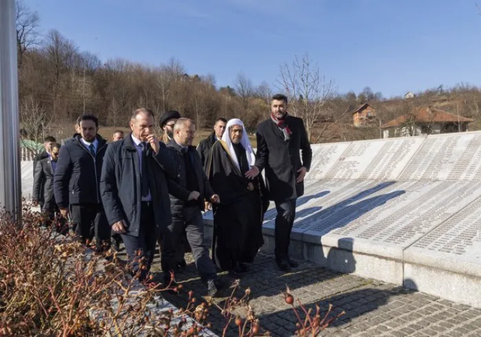 HE Dr. Mohammad Alissa led a delegation to the Srebrenica Memorial Center earlier this year