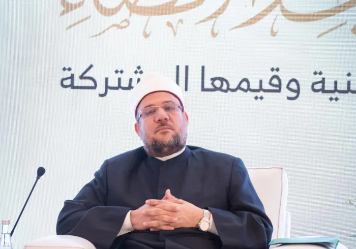 د. جمعة ينوه برفض مؤتمر الرابطة القوي للجماعات التي تحاول قصر الوصف بالإسلام على أعضائها