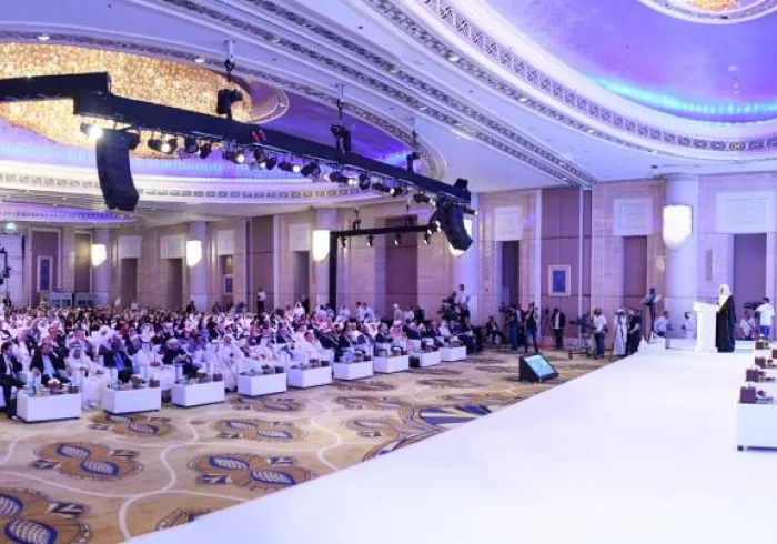 Son Excellence le Secrétaire général s'adressant à la conférence mondiale du Forum pour la promotion de la paix à Abou Dhabi