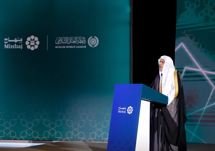 یہاں اس مقام پر اسلامی ڈیجیٹل دنیا میں شرعی اعتماد کے ایک نئے باب کا آغاز ہوا..”منہاج“ ایپلی کیشن کا شاندار افتتاح:هُنا، حيث فُتِحَتْ صفحةٌ جديدةٌ من الموثوقيّة الشرعيّة في الفضاء الرقمي الإسلامي؛ انطلاقةُ تطبيق "مِنهاج":