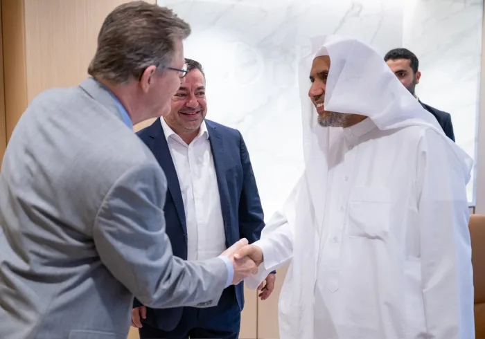 el Secretario general y Presidente de la Comisión de Ulemas, Sheij Mohammed Alissa, se reunió con el Presidente de la Universidad Americana Duke, el Dr. Vincent Price.