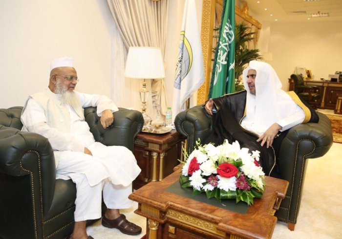 H.E. the MWL' s S.G. received Sheikh Farid Uddin Massoud Grand Mufti of Bangladesh & the President of its Scholars Association in Makkah