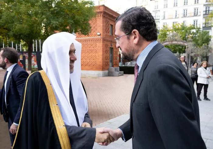Á Madrid, la « Casa Árabe » l’un des plus grands centres de recherche européens, relevant du ministère espagnol des Affaires étrangères, a accueilli  le cheikh Mohammed Alissa